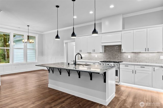 6301 Cooper Point Road NW, Olympia, WA 98502