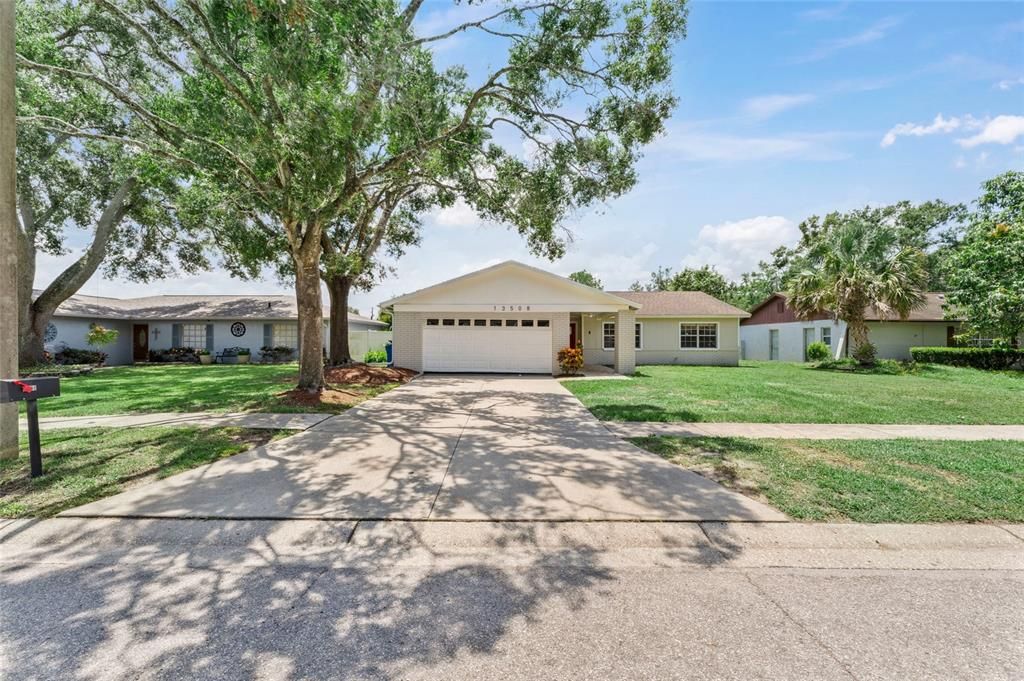 13508 CAPITOL DRIVE, Tampa, FL 33613