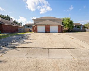 4633 Wales Dr B, Corpus Christi, TX 78413