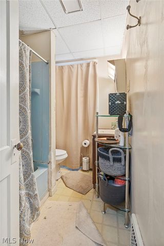 2112 Iris Court NW, Canton, OH 44709