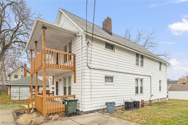 2112 Iris Court NW, Canton, OH 44709