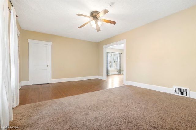 2112 Iris Court NW, Canton, OH 44709