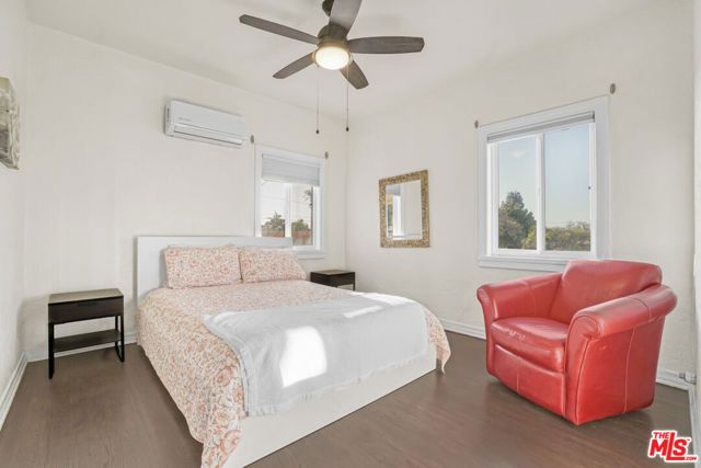 2536 Atlantic Avenue, Long Beach, CA 90806