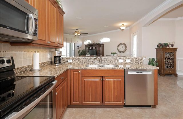 202 LOURDAN COURT, Debary, FL 32713