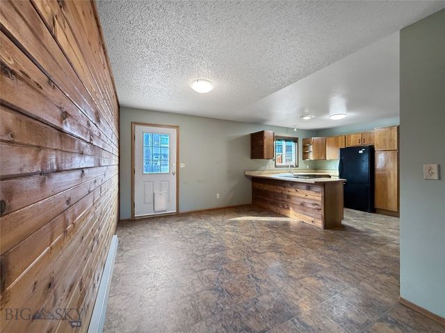 911 Jeanette Place D, Belgrade, MT 59714