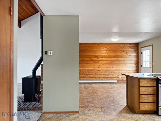 911 Jeanette Place D, Belgrade, MT 59714