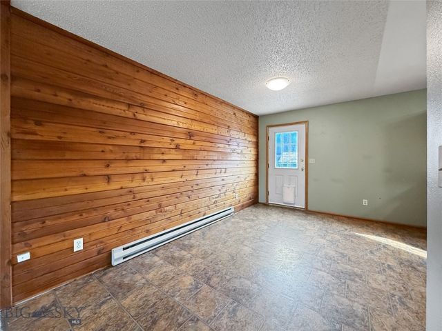 911 Jeanette Place D, Belgrade, MT 59714