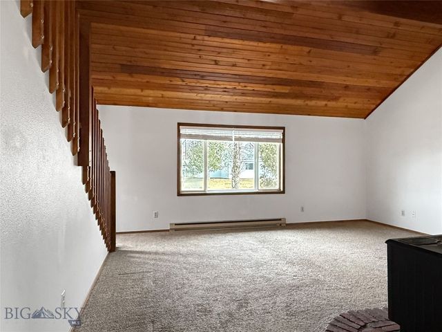 911 Jeanette Place D, Belgrade, MT 59714