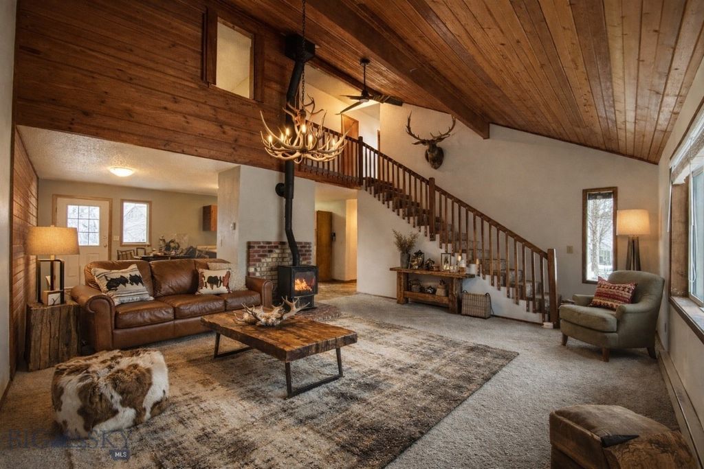 911 Jeanette Place D, Belgrade, MT 59714