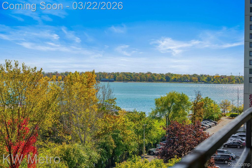 8300 Jefferson E, Detroit, MI 48214