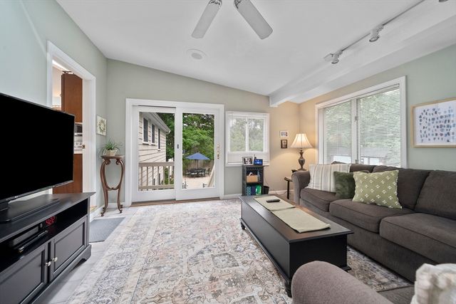119 Hall Dr, Norwell, MA 02061