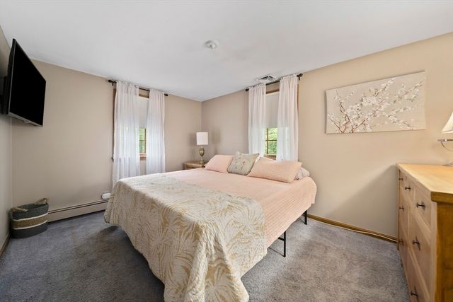 119 Hall Dr, Norwell, MA 02061