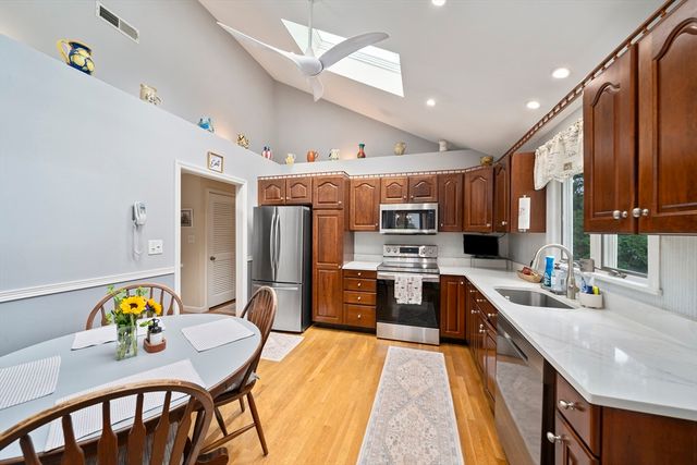 119 Hall Dr, Norwell, MA 02061