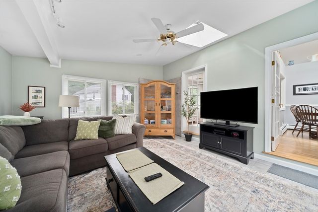 119 Hall Dr, Norwell, MA 02061