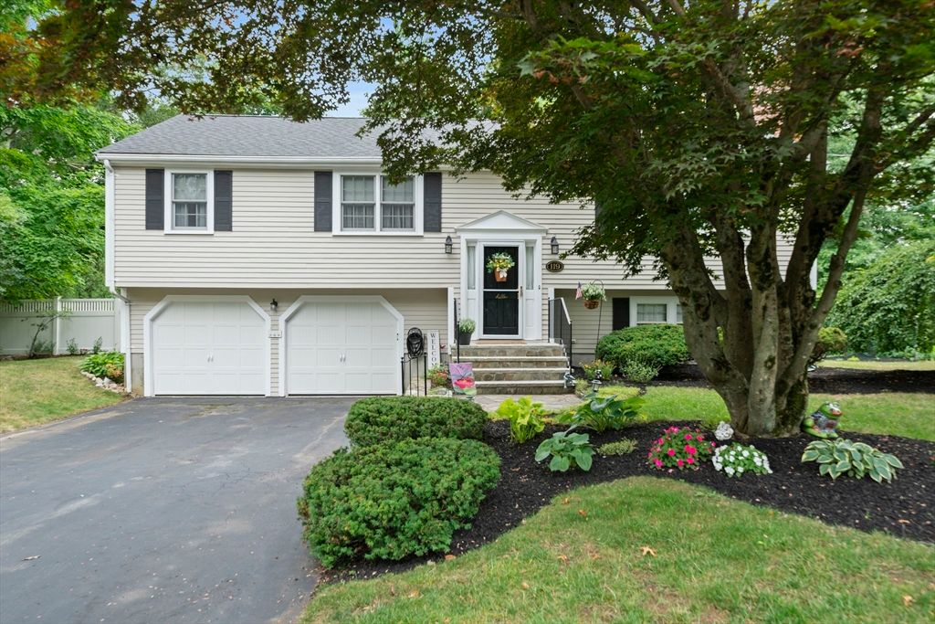 119 Hall Dr, Norwell, MA 02061