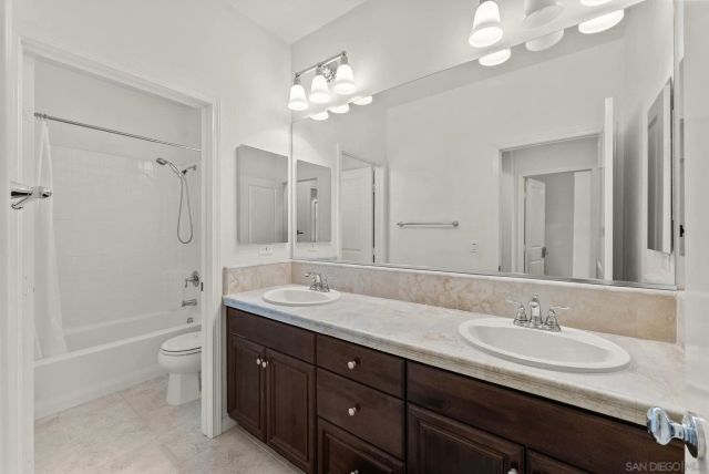 10449 Monterey Ridge Dr, San Diego, CA 92127