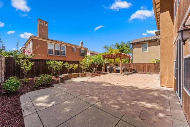10449 Monterey Ridge Dr, San Diego, CA 92127