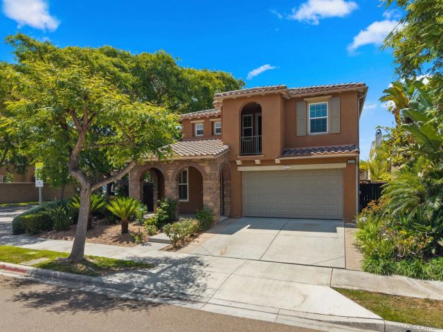 10449 Monterey Ridge Dr, San Diego, CA 92127