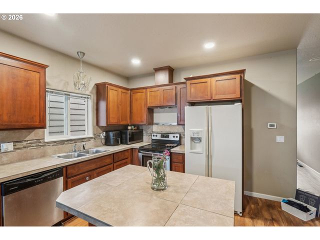 2608 PRINCETON Pl, Forest Grove, OR 97116