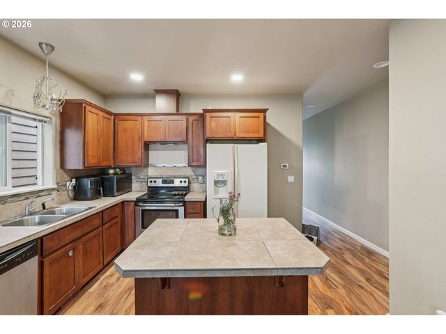 2608 PRINCETON Pl, Forest Grove, OR 97116