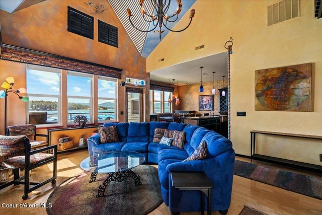 46700 HWY 200, 304, Hope, ID 83836