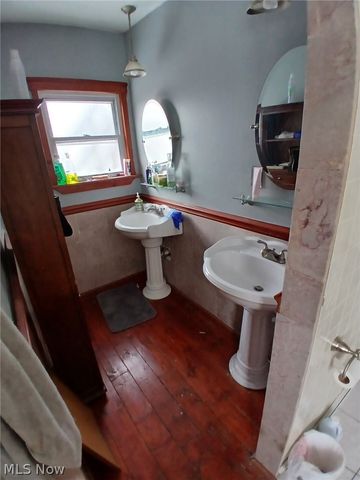 1694 E 90th Street, Cleveland, OH 44106