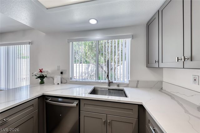 5639 Guiding Star Circle, North Las Vegas, NV 89031