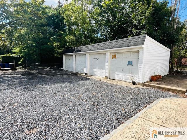 17 Elm Court D, Metuchen, NJ 08840