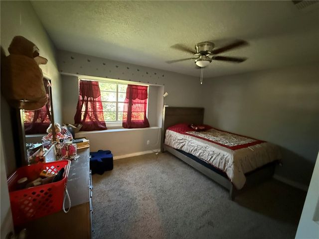 1413 Broadmoor Drive, Bryan, TX 77802