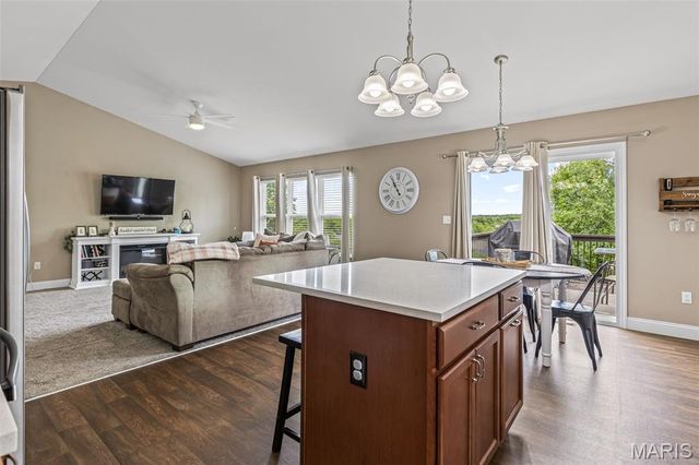 2206 Providence Park Lane, Herculaneum, MO 63048