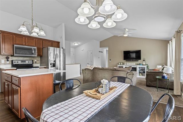 2206 Providence Park Lane, Herculaneum, MO 63048