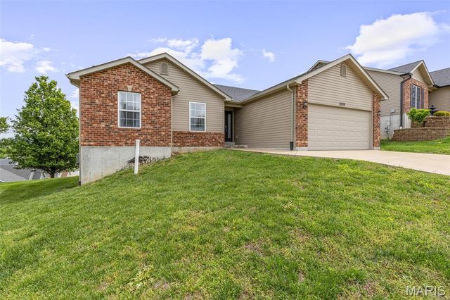 2206 Providence Park Lane, Herculaneum, MO 63048