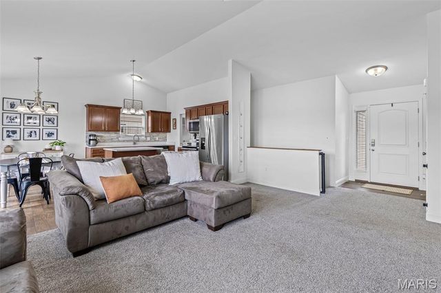 2206 Providence Park Lane, Herculaneum, MO 63048