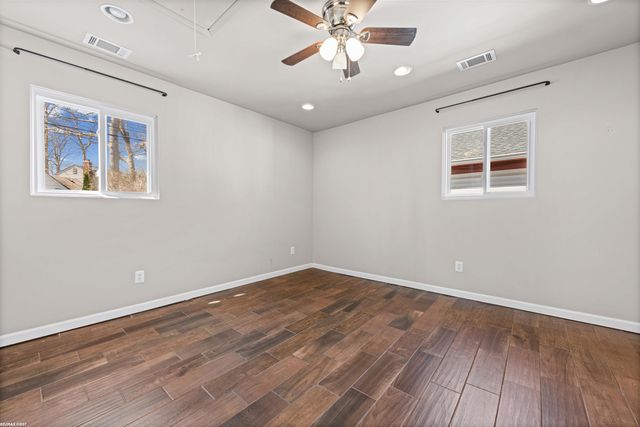 29139 Milton Avenue, Madison Heights, MI 48071