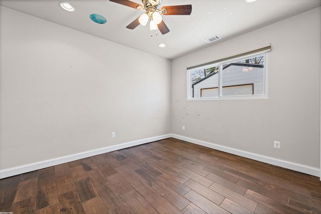 29139 Milton Avenue, Madison Heights, MI 48071