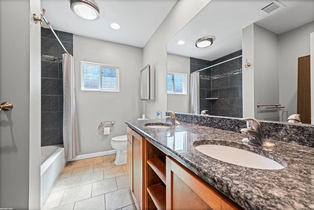 29139 Milton Avenue, Madison Heights, MI 48071