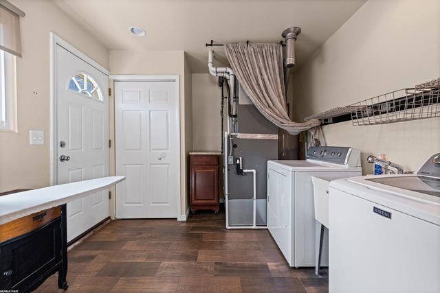 29139 Milton Avenue, Madison Heights, MI 48071