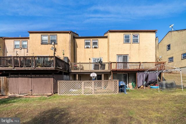 2105 WALNUT RIDGE, Pottstown, PA 19464