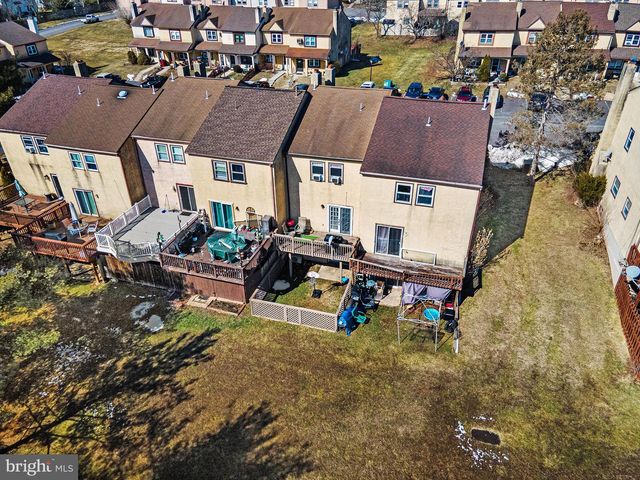 2105 WALNUT RIDGE, Pottstown, PA 19464