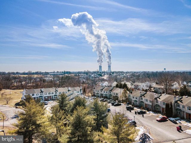 2105 WALNUT RIDGE, Pottstown, PA 19464