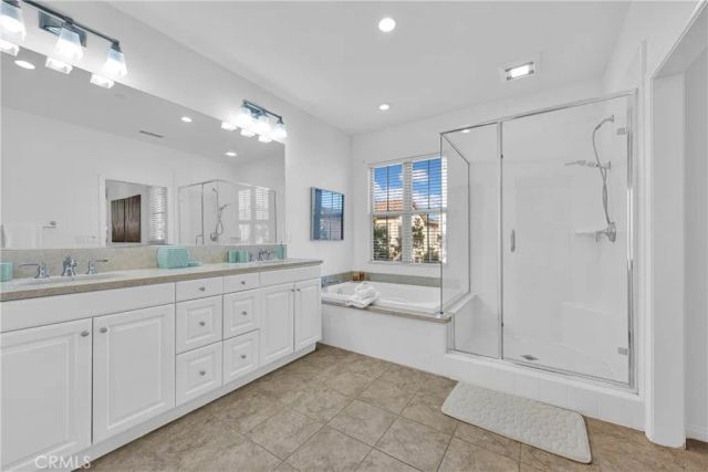 126 Saybrook, Irvine, CA 92620