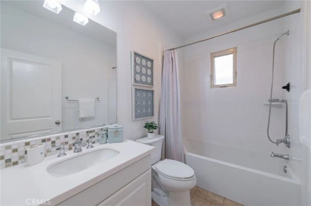 126 Saybrook, Irvine, CA 92620