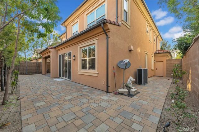 126 Saybrook, Irvine, CA 92620