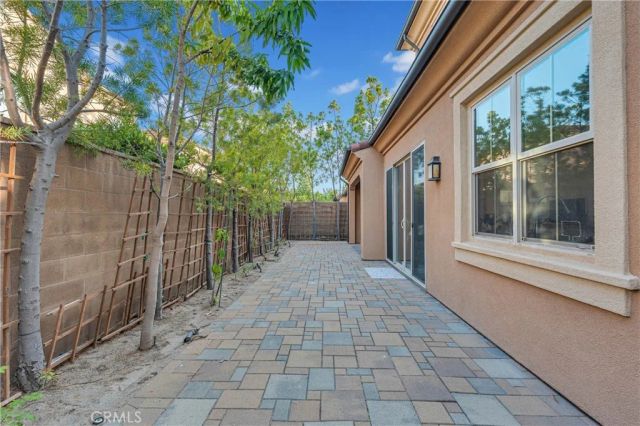 126 Saybrook, Irvine, CA 92620