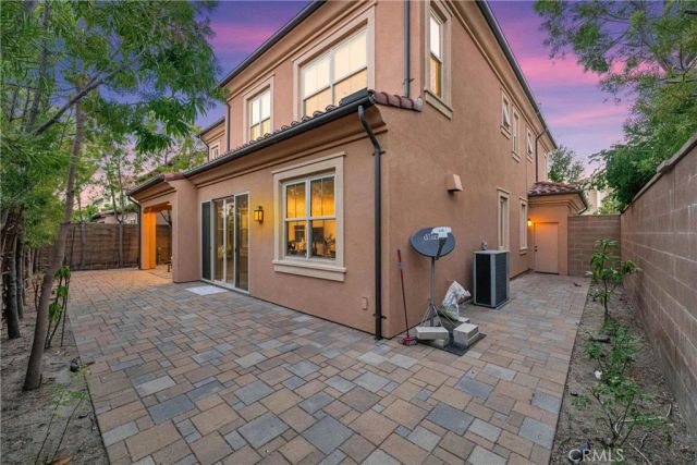 126 Saybrook, Irvine, CA 92620
