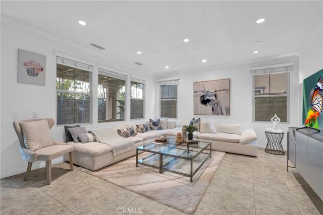 126 Saybrook, Irvine, CA 92620
