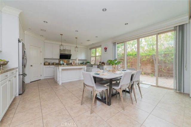 126 Saybrook, Irvine, CA 92620
