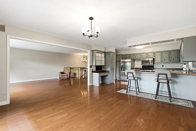 3033 FLINT DR, Rapid City, SD 57702