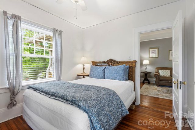 662 Biltmore Avenue, Asheville, NC 28803