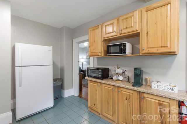 662 Biltmore Avenue, Asheville, NC 28803